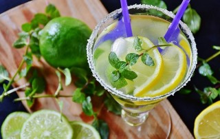 Stay Hydrated with Raw Homemade Lemonade this Summer