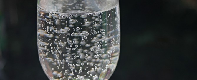 The Differences Between Sparkling and Mineral Water